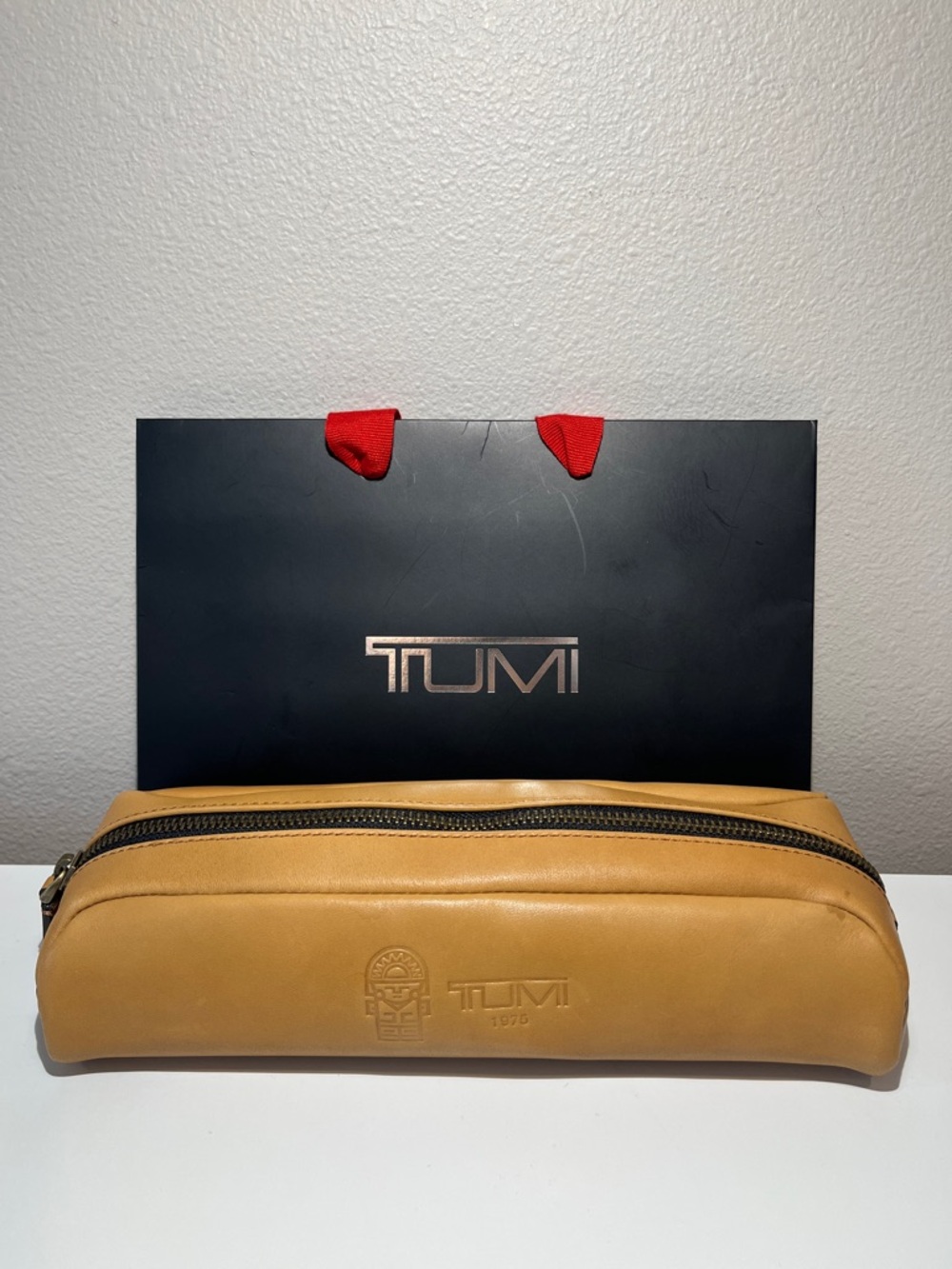 TUMI 40th Anniversary 1975 Leather Collection: Pencil Case / Cord & Tech Pouch
